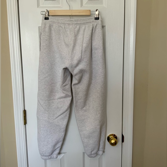 Aritzia TNA Sweatpants Heather Cloud White - Picture 3 of 5